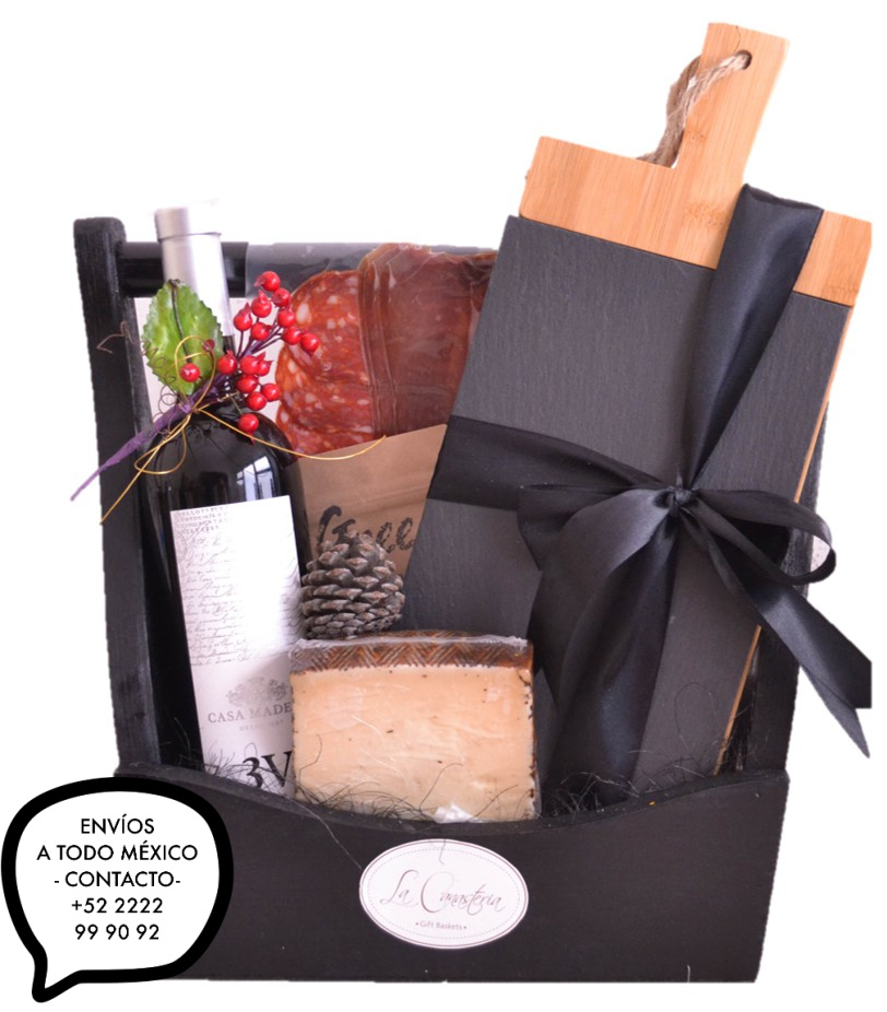 Canastas y arcones navideños elegantes para empresas con productos gourmet y vino mexicano