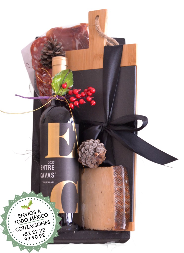 Regalos con vino y tablas de charcutería para regalos navideños la canastería