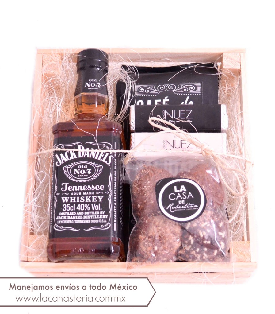 arcones navideños con whiskey, arcones navideños económicos, arcones navideños originales, arcones navideños 2019, arcones navideños para empresas, arcones navideños cdmx, arcones navideños puebla, arcones navideños queretaro, cajas de regalo con whiskey para empresas, regalos navideños para empresas