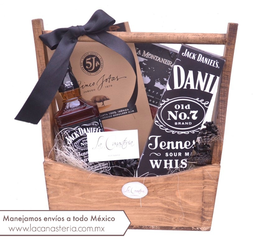 arcones navideños exclusivos, arcones navideños finos, arcones navideños de lujo, arcones navideños con whiskey, arcones navideños con johnnie walker, arcones navideños para empresas 2019, arcones navideños cdmx, arcones navideños 2019, arcones navideños puebla, arcones navideños queretaro, arcones navideños guadalajara, arcones navideños monterrey, arcones navideños cancun, arcones navideños merida, arcones navideños mexicali