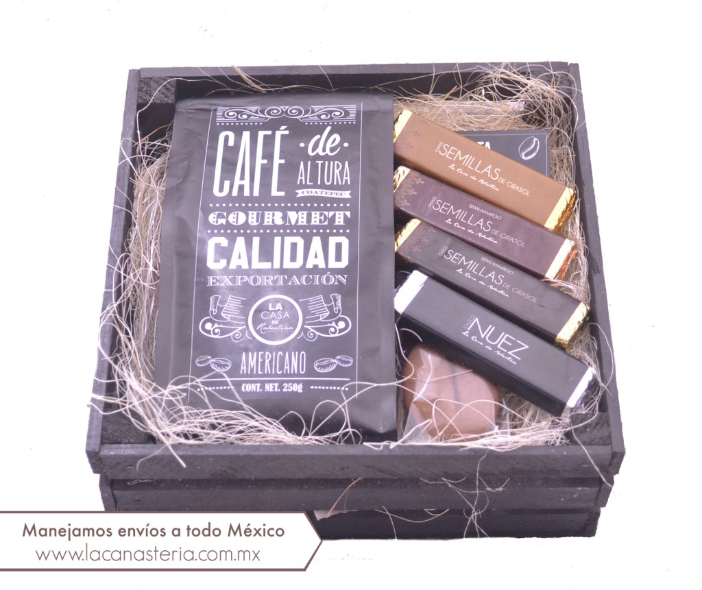 arcones navideños con productos mexicanos, arcones navideños 100% mexicanos, arcones navideños socialmente responables, arcones navideños con chocolates, arcones navideños libres de alcohol, arcones navideños originales, arcones navideños la canasteria. 