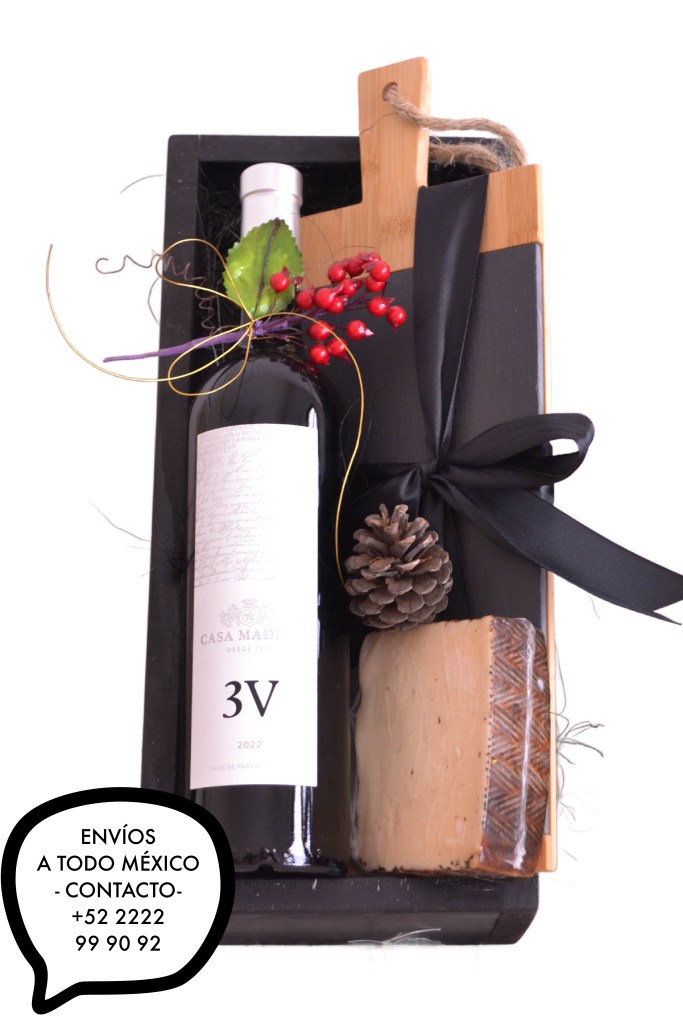 Cajas de regalo navideñas de La Canastería para regalos en empresas 2025