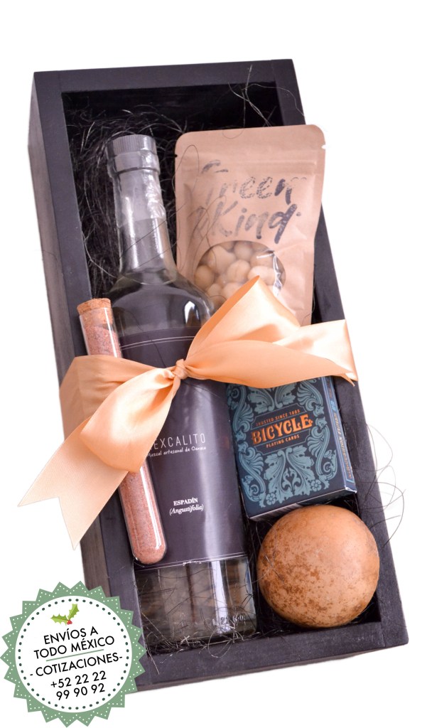 Cajas de regalo con kit de mezcal orgánico la canastería